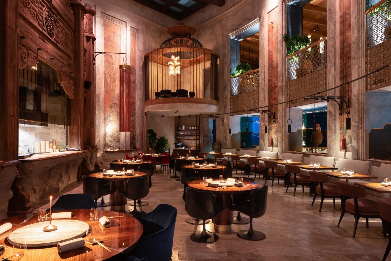HeJi Restaurant, Restaurant in Vilnius