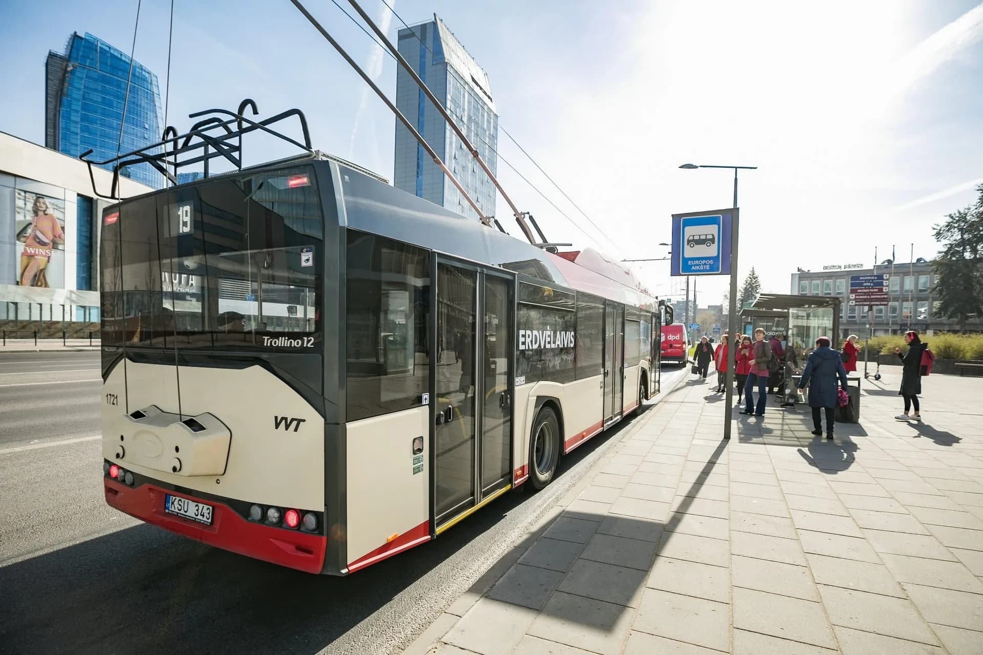 Vilniaus oro uostas: kaip patogiai ir greitai pasiekti miesto — Lankytinos vietos | VisitVilnius.lt