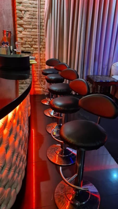 Heavens, bar w Wilnie