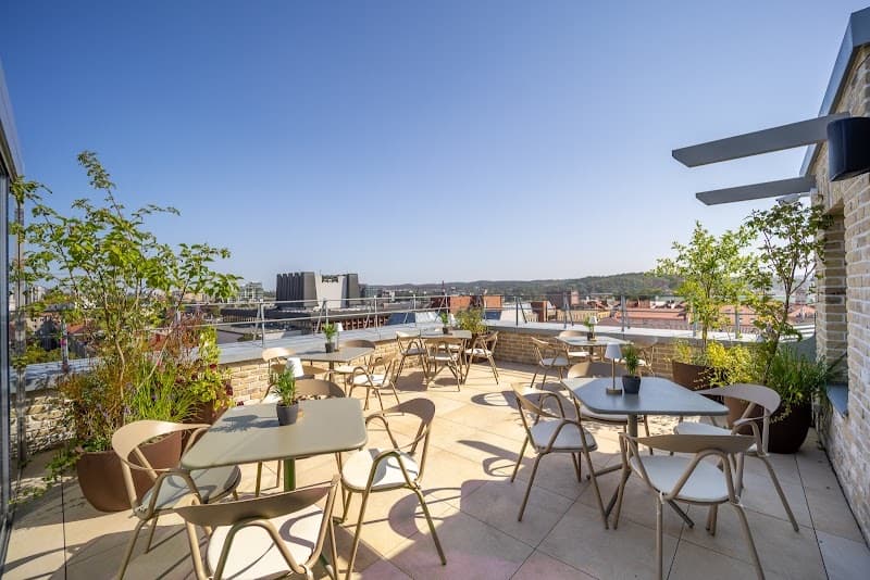Neringa Rooftop Bar, bar w Wilnie