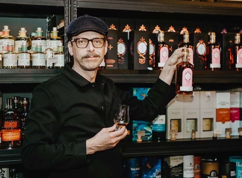 Viskio Baras “King & Mouse - Whisky Bar & Shop”, bar w Wilnie