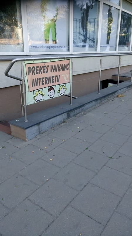 Piguvaikui, sklep w Wilnie