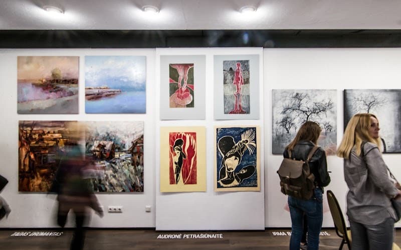 AP Galerija, sklep w Wilnie