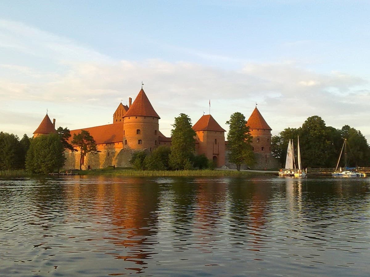 Trakai Island Castle: Day Trip from Vilnius — How to Get There & What to Do