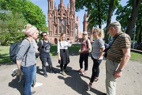 Privati pėsčiųjų ekskursija po Vilnių, pramoga Vilniuje