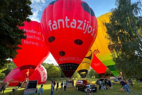 Balade en montgolfière partagée – Vilnius ou Trakai, prise en charge à l’hôtel incluse, pramoga Vilniuje