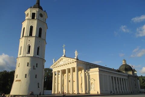 Visite privée d'une journée de Vilnius à Riga via le musée Kaunas Sugihara, pramoga Vilniuje